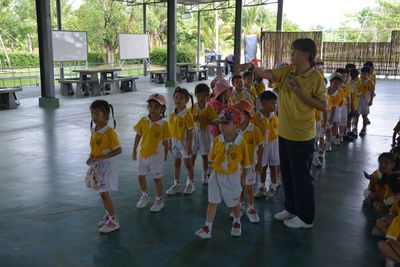 โรงเรียนปรีชานุศาสน์